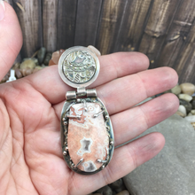 Load image into Gallery viewer, Mandana Studios HINGED CRAZY LACE AGATE PENDANT
