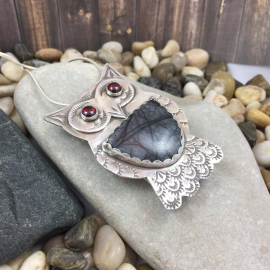 Mandana Studios PICASSO JASPER OWL WITH GARNET EYES